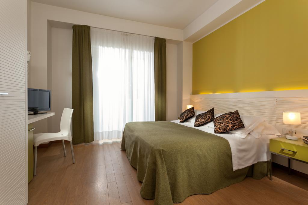 Hotel Mon Pays Riccione Room photo