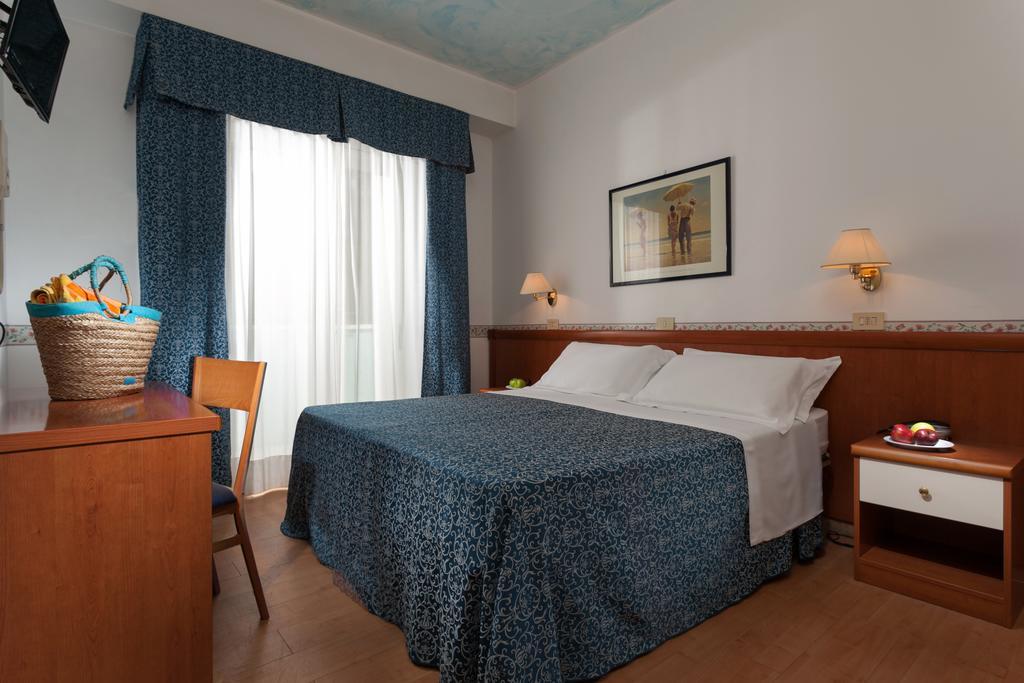 Hotel Mon Pays Riccione Exterior photo